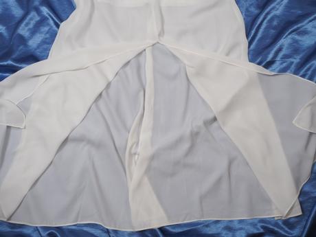 Kvalitné biele letné šaty, s