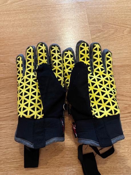 Lyžiarske rukavice, 134