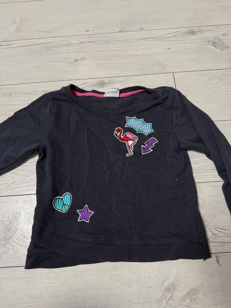 Mikina darujem k nákupu, 146