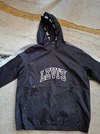 Predám novú bundu zn.levis velk .152, levis,152