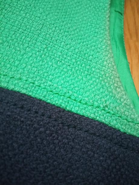 Púzdrové šaty zn. banana republic, m