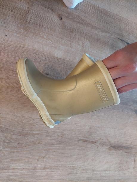 Gumaky barefoot zlate, bergstein,23