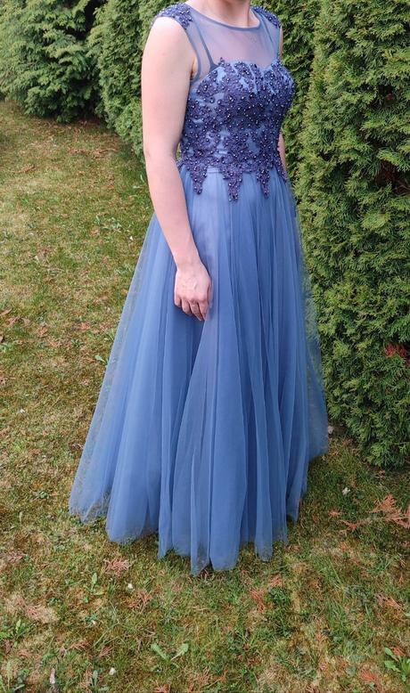 Spoločenské šaty, 38