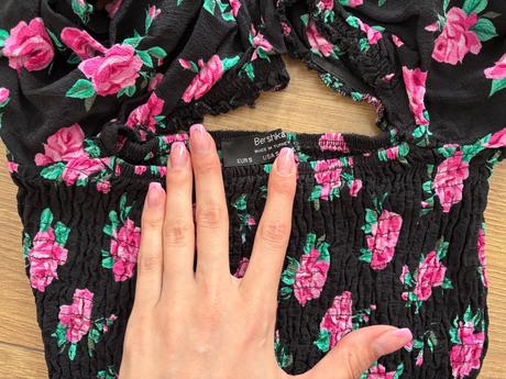 Kvetinový top so sukňou, bershka,s