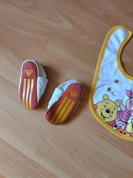 Capačky a podbradník, adidas,18