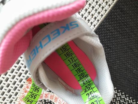 Tenisky v.33, skechers,33