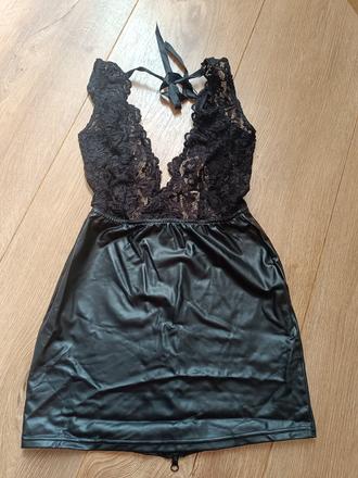 Eroticke saty s, s