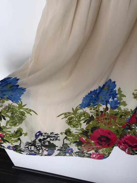 Spol. šaty xs/s, xs