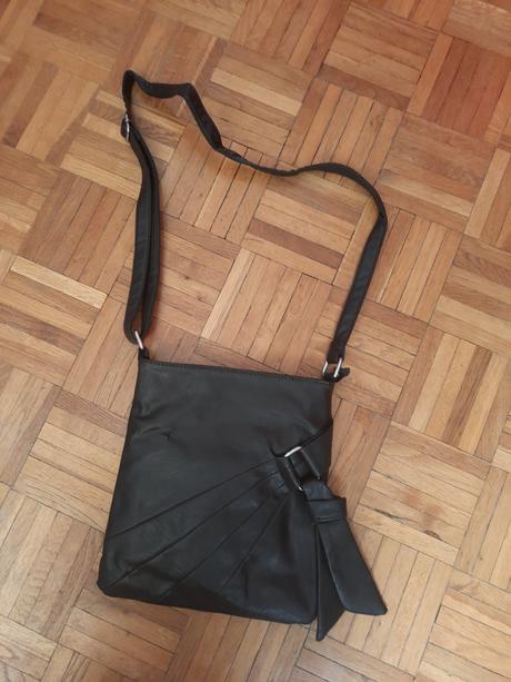 Dámska cross body kabelka,