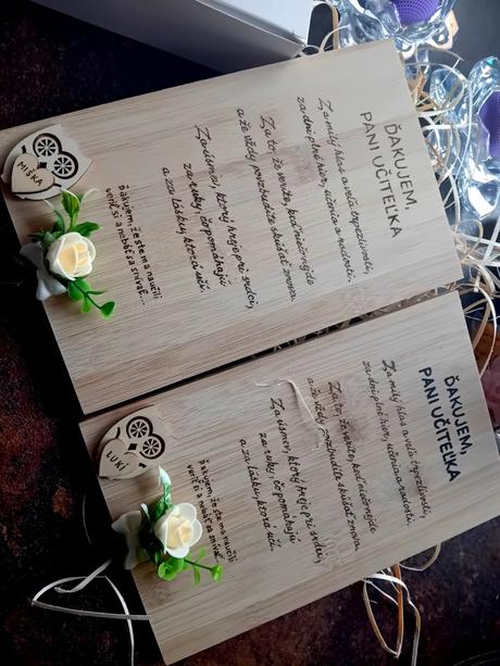 Drevená tabuľka pre pani učiteľku - gravírovná, 