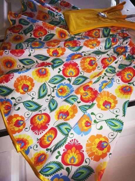 Folklórna suknicka, 24 - xxxl