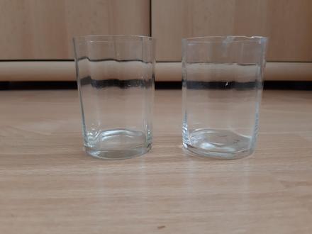 Sklenené poháriky, 