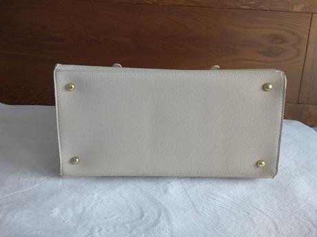 Minimalistická kabelka,