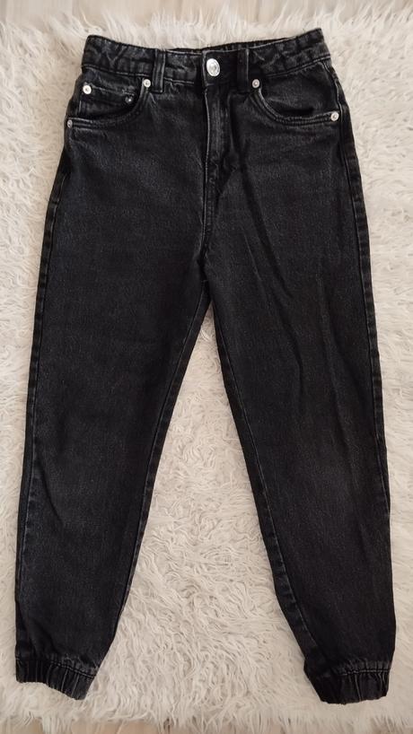 Dievčenské rifle s vysokým pásom, 134