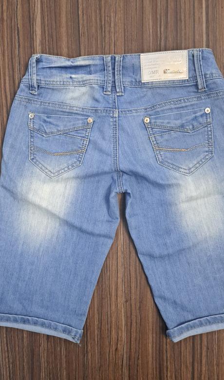 Kraťasy, dromedar,s