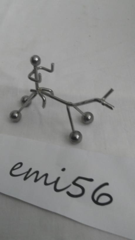 3229. retro hračka,