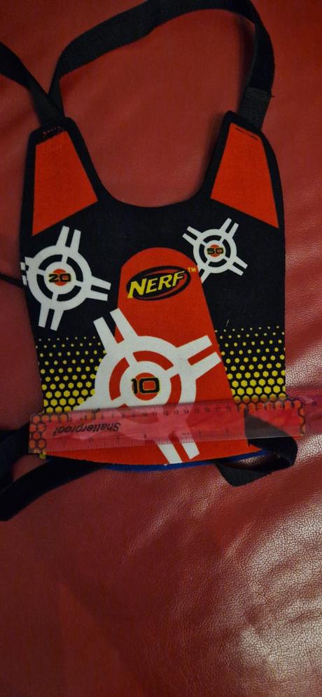 Nerf vesty,