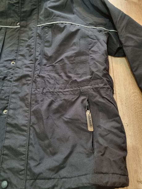 Zimna bunda clique, 134