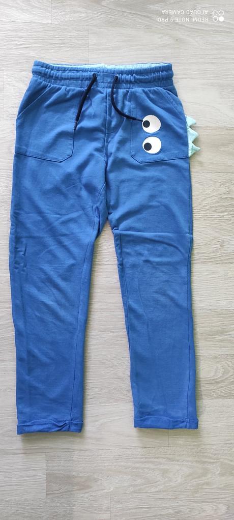 Tepláky v.134, pepco,134