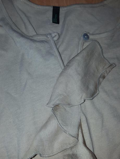 Bezovy top s volanom, benetton,38