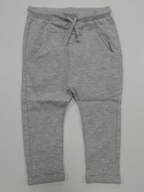 Sivé tepláky, ovs,86