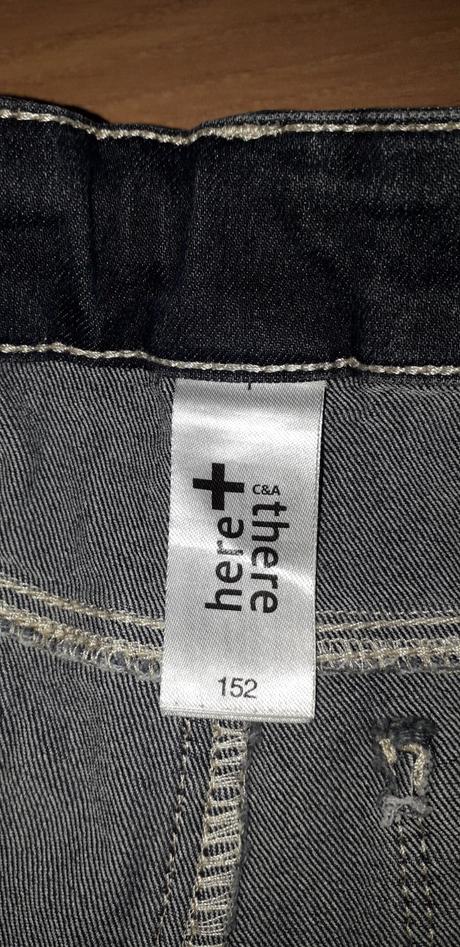 Elastické džínsové kraťasy, c&a,152