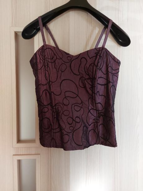 Spoločenské šaty, 40