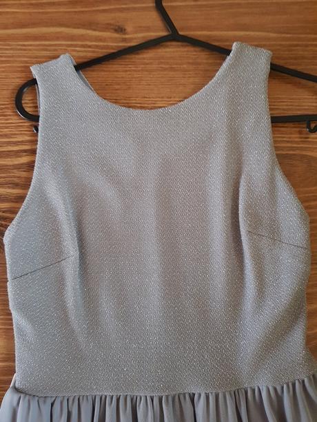 Spolocenake saty, atmosphere,s