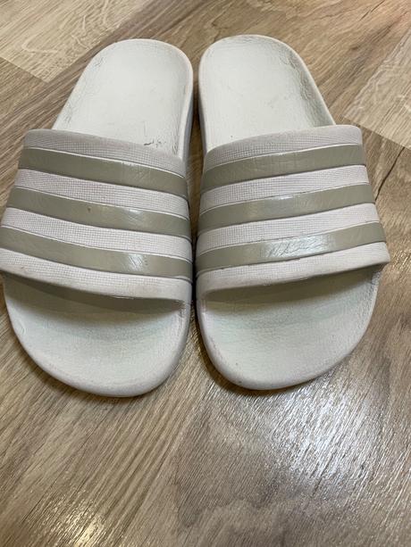 Šľapky, adidas,37