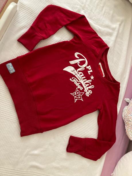 Predam cervenu mikinu, benetton,s