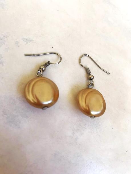 Perlové náušnice, 