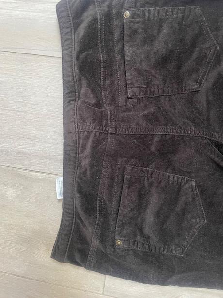 Hnedé menčestráky, yessica,44