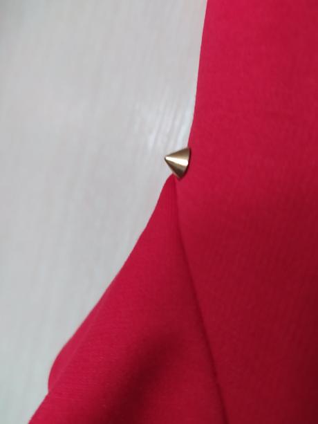 Sýto červené elegantné šaty s, s