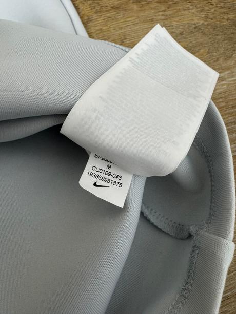 Športové pohodlné šaty nike, nike,m