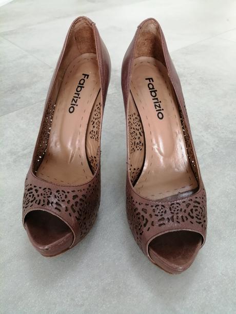 Kožené sandále na platforme, 36