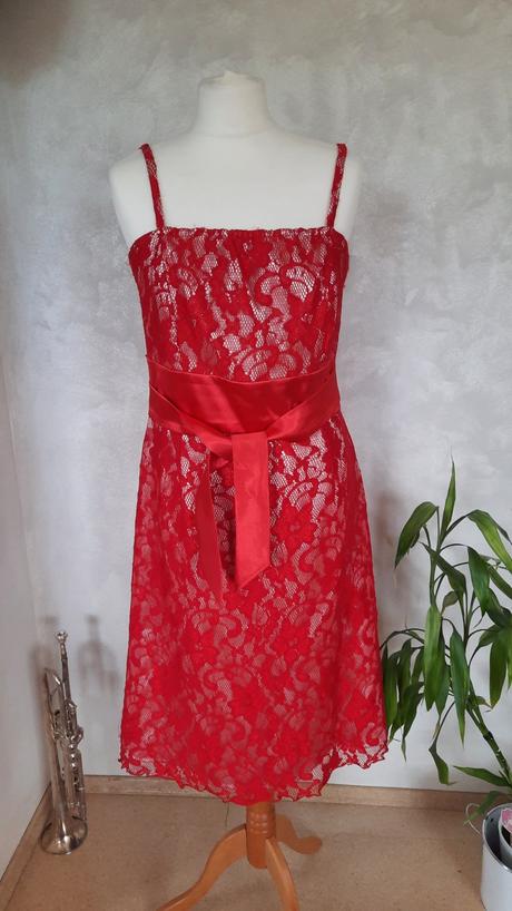 9.šaty červené ramienkovè  s bolerkom 46, 46