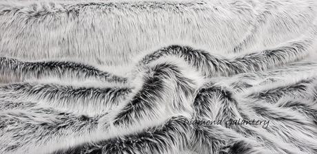 Kožušina umelá - strieborná líška- cena za 10 cm, 