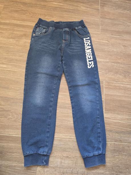 Elastické nohavice č.140-146, 140