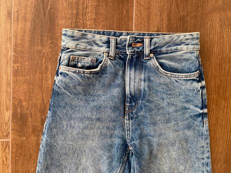 Roztrhané rifle, bershka,32