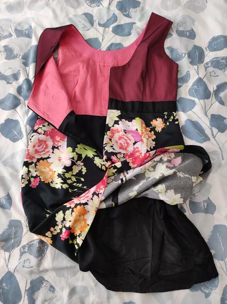 Dámske elegantné šaty, xl