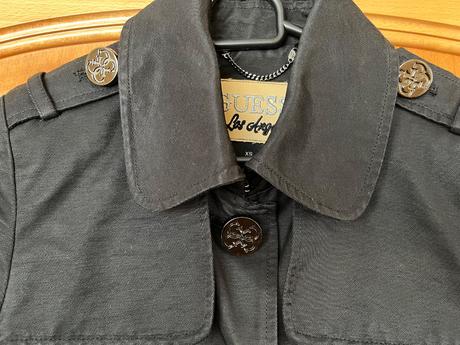 Elegantný kabátik/trenčkot guess, guess,xs