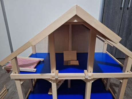 Domček pre bábiky, 