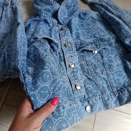 Moderná rifľová bunda smiley, 36