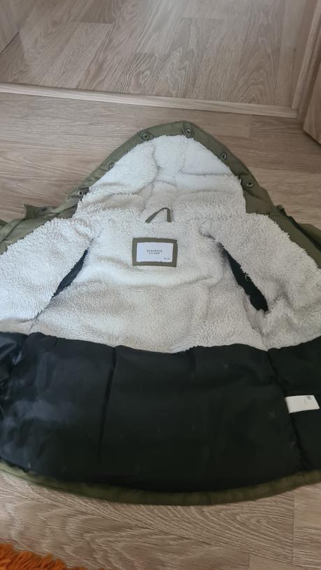 Tepla bunda, reserved,92