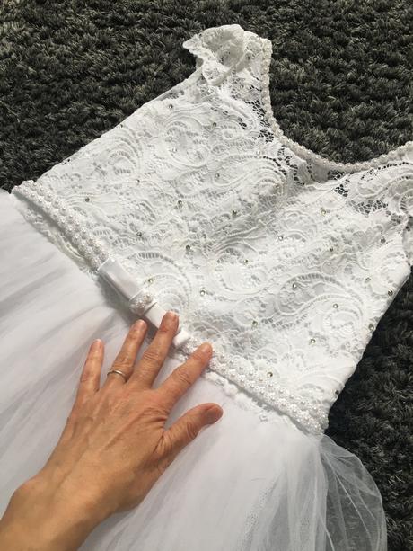 Exkluzivne detské dlhé  šaty aj na 1.sv.prijimanie, 122 - 158