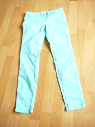 Dievcenske jeginsy, benetton,152