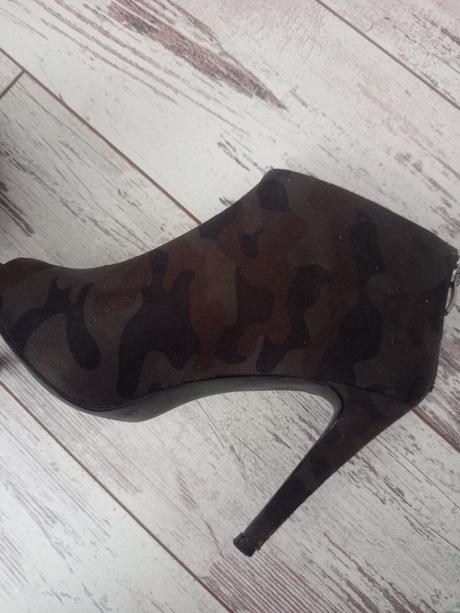 Čižmičky, graceland,38