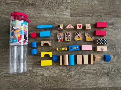 Drevené kocky minnie a mickey,