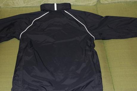 Vetruvzdorná vetrovka aj na turistiku, regatta,128