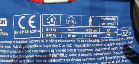 Plávania vesta penova,